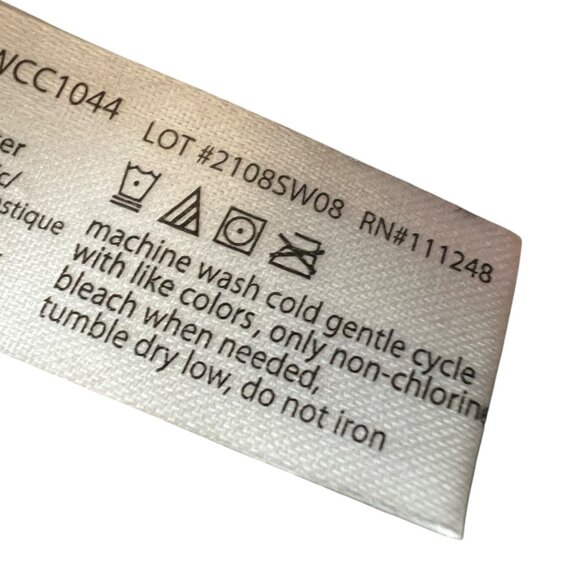 Barefoot Dreams Pom Pom Beanie Scarf Set Espresso Cocoa NWT - Picture 10 of 10